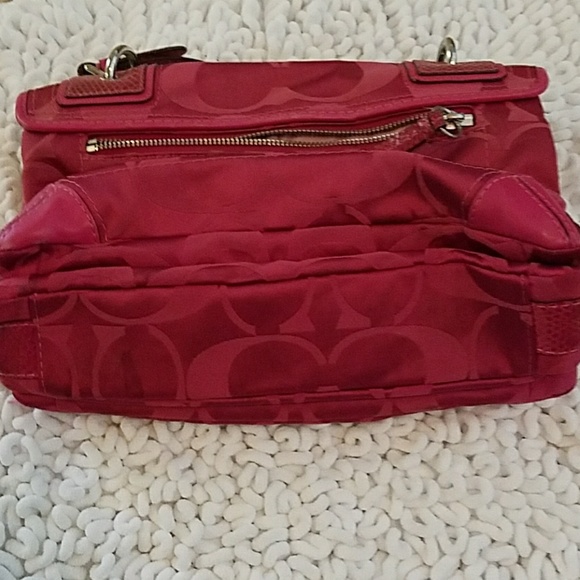 **Offers?** Authentic Coach- Pink - Picture 4 of 5